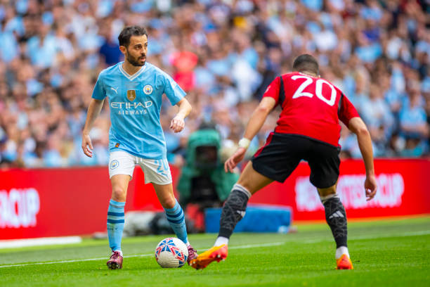 它不仅驱使 它不仅驱使